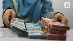 Rupiah Hari Ini Kembali Melemah ke 18.000 Imbas Defisit Neraca Dagang